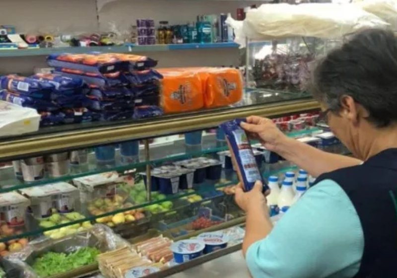 Siguria ushqimore nën kontroll: gjoba dhe tarifa për shkelësit, nga ferma deri te tregu