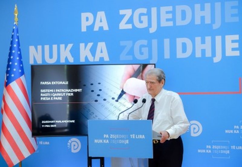 Berisha vijon denoncon ‘farsën elektorale’, por nuk ka ndarë mendjen çdo bëjë me mandatet dhe kritikët