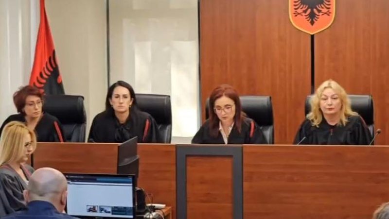 Zbardhet qëndrimi i avokatit të PS në Kolegj Zgjedhor: PD të tërheqë kërkesë padinë! Padia është rrëzuar 12 herë, s’ka bazë ligjore