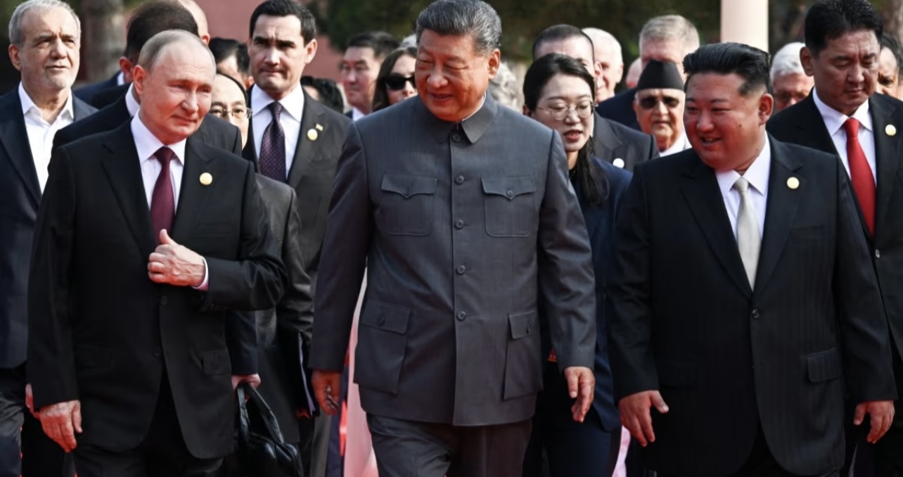 Analiza/ Xi Jinping i kërkon botës të zgjedhë ‘luftë apo paqe’, në cilin drejtim po shkon Kina?