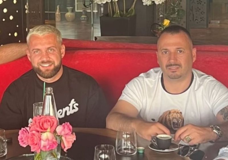 Shënjestra e atentatit në Shkodër mik me Luiz Ejllin, këngëtari i qëndron “mbi kokë” te Trauma