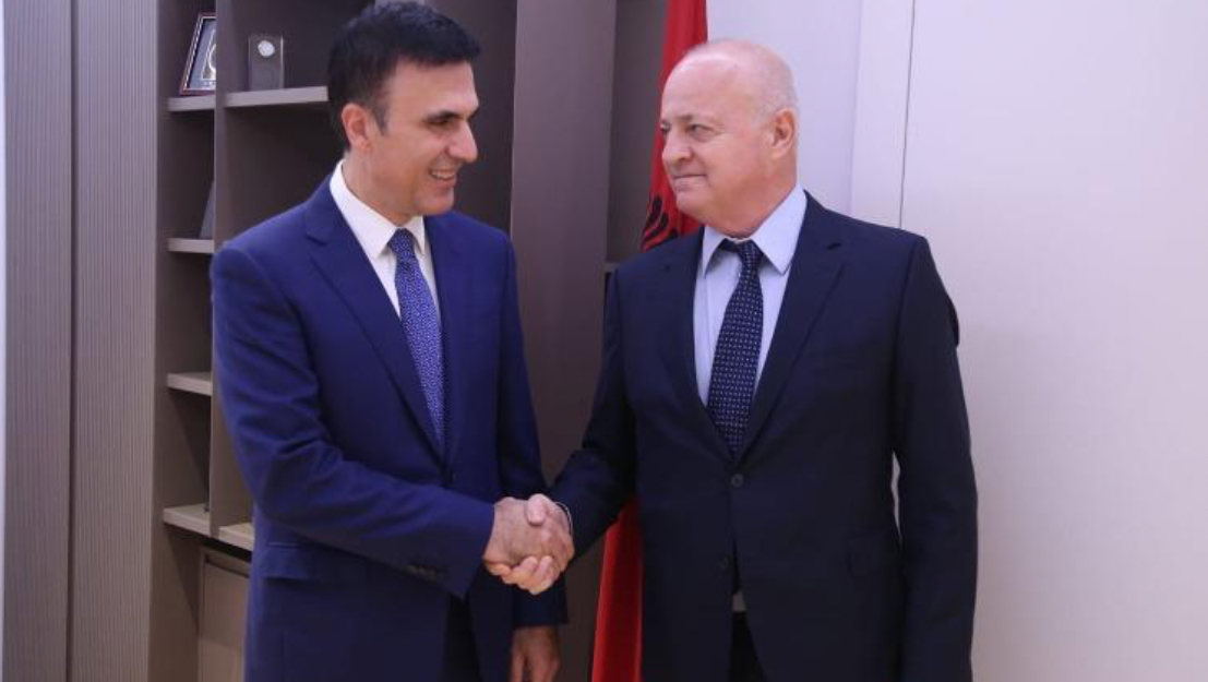 Lufta kundër veprimtarive kriminale dhe forcimi i bashkëpunimit, kryeprokurori Olsian Çela takohet me drejtuesin e Prokurorisë për Krimin e Organizuar të Serbisë