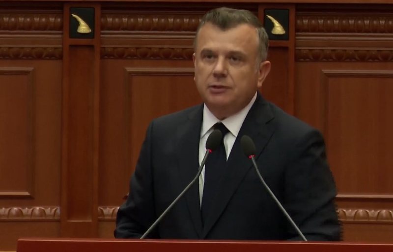 Rregullorja e Kuvendit/ Balla ironi me opozitën: Kur jeni ju dakord, Kushtetuta mund të shkelet! S’kemi kohë për teatër