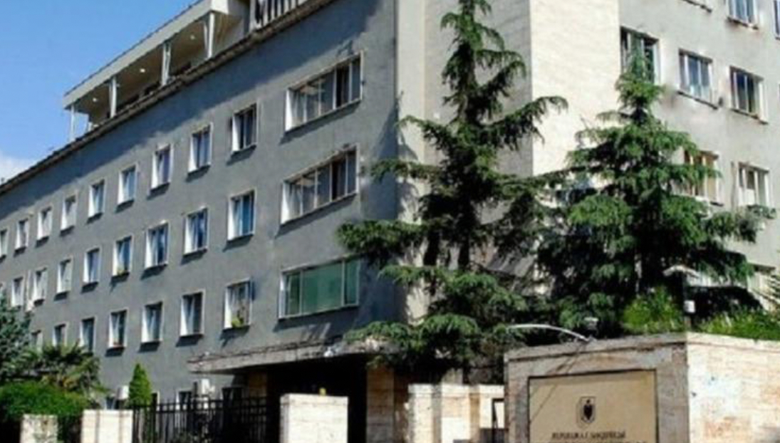 Vrau Petrit Puplën se i kishte plagosur të bijën 15 vite më parë, Prokuroria e Dibrës kërkon burgim përjetë për Islam Metën