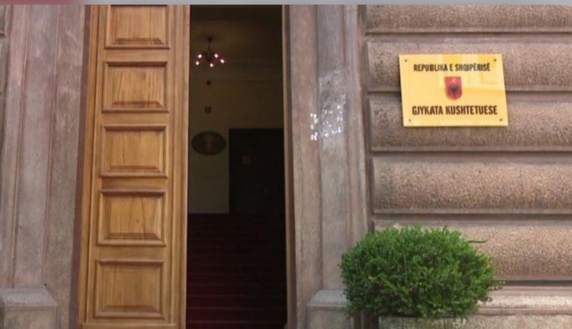 Vendi vakant në Kushtetuese/ Vokshi, Llagami dhe Ballhysa tre kandidatët me më shumë pikë! Përzgjedhja nga Gjykata e Lartë