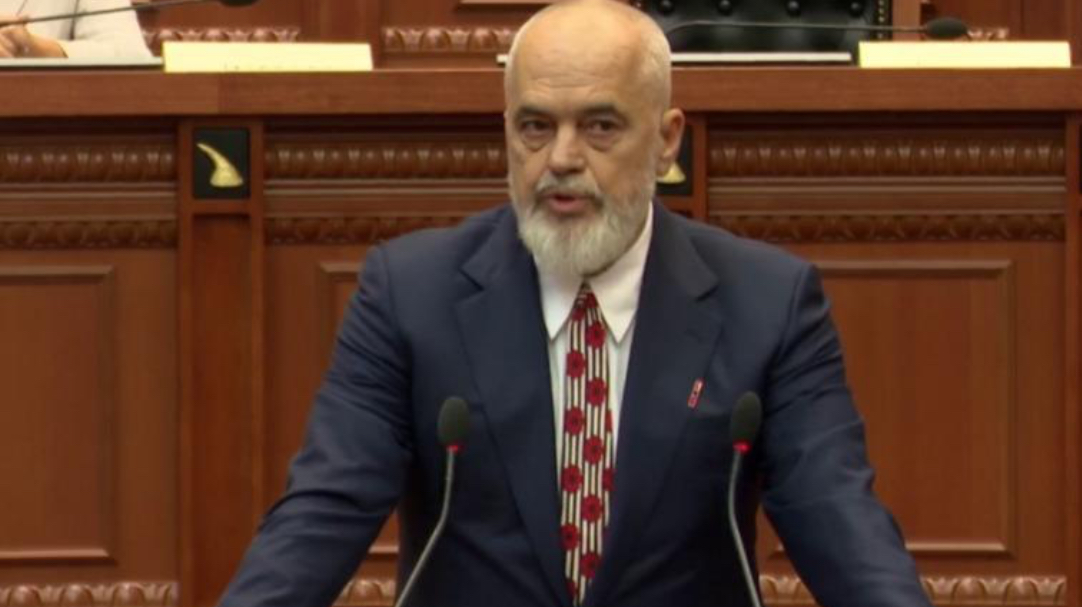 ’83 mandatet, borxh i jashtëzakonshëm’, Rama mesazh opozitës: Do keni vëmendjen tonë nëse hiqni dorë nga përdorimi i duarve, këmbëve e zhurmës si argument