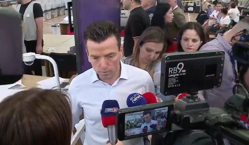 Agron Shehaj: Nuk mund të vijohet kështu, opozita të gjejë tjetër zgjidhje në përballjen me mazhorancën