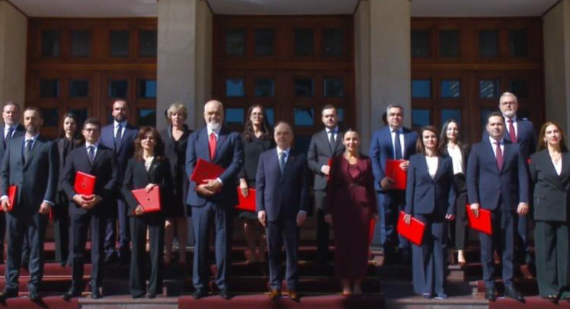 Betohen në Presidencë, Qeveria ‘Rama 4’ fillon zyrtarisht punën! Pritet mbledhja e parë në Kryeministri