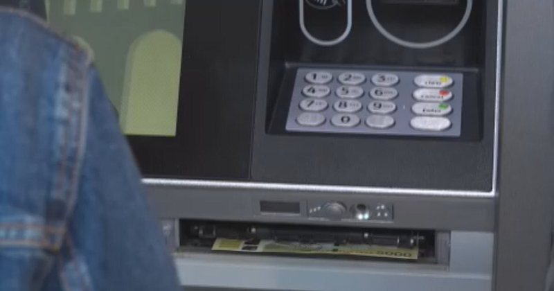 Paga mesatare bruto, 84 mijë lekë, bankierët dhe IT, profesionet më të paguara këtë vit