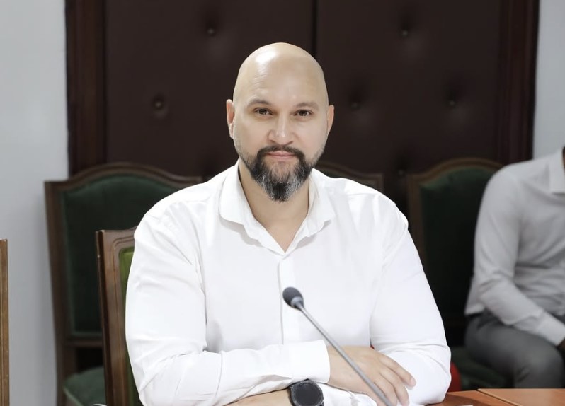Dorëhiqet drejtori i QSUT, Florenc Spaho