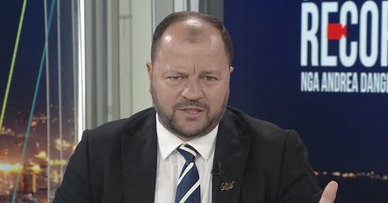 Lefter Maliqi i bindur: Po kandidova për Bashkinë e Beratit e kam të sigurt fitoren