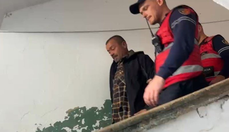 Kërcënoi me vrasje gjyqtarët, jepet masa e sigurisë për Gjovalin Shkambin