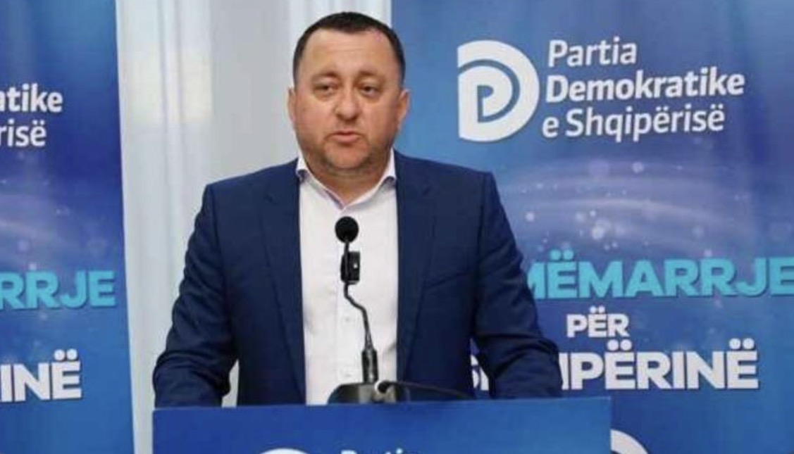 PD mbështet Dionis Sotën në Vlorë/ Anëtari i Këshillit Bashkiak, Gjergji Nika kritika Berishës: Strategjia me kandidatë të pavarur s’e heq përgjegjësinë politike