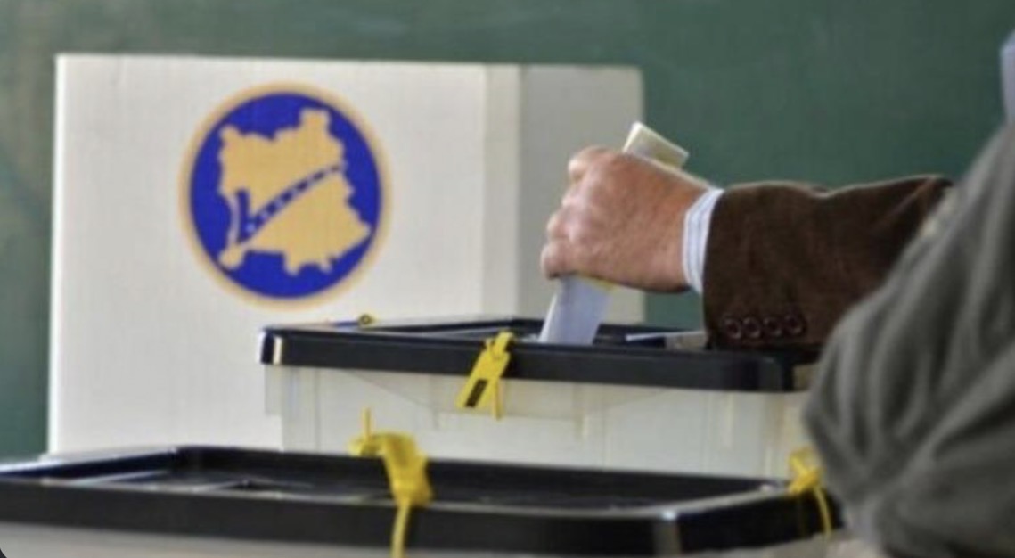 Nesër zgjedhjet lokale në Kosovë, mbi 2 mln qytetarë pritet të votojnë për kryetarët e rinj të 38 komunave! KQZ nis shpërndarjen e materialeve zgjedhore
