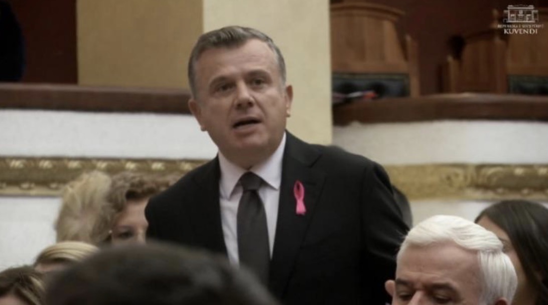Konferenca e Kryetarëve/ Balla-opozitës: Respektoni rregulloren! Se si e përdor fjalën Kryeministri, është e drejta e tij