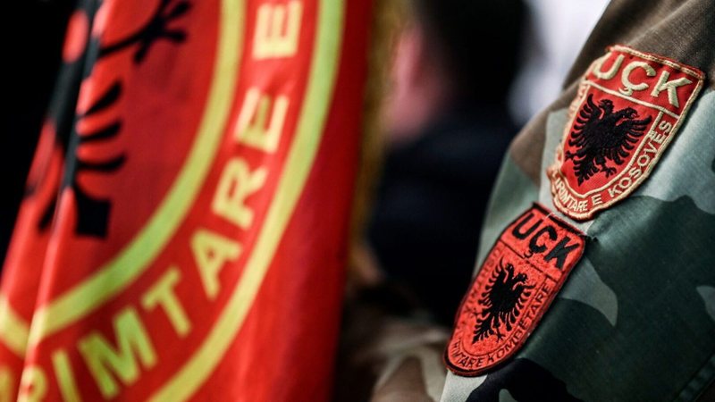 Veteranët e UÇK sqarojnë Albin Kurtin: Protesta në Tiranë është e kombit, jo e partive