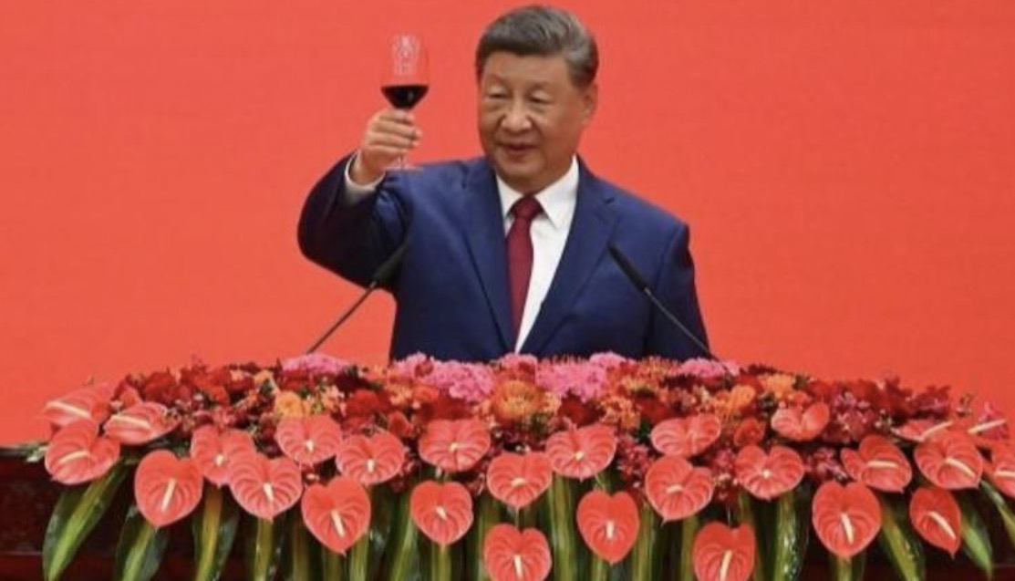 I butë për çështje që s’kanë rëndësi, i ashpër për ato me peshë: Si arriti Xi Jinping ta ‘vinte në qoshe’ Trumpin