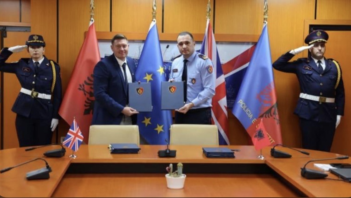 Policisë së Shtetit i dhurohen pajisje të teknologjisë së fundit nga Britania: Kjo mbështetje është dëshmi e vijimit të bashkëpunimit mes dy vendeve