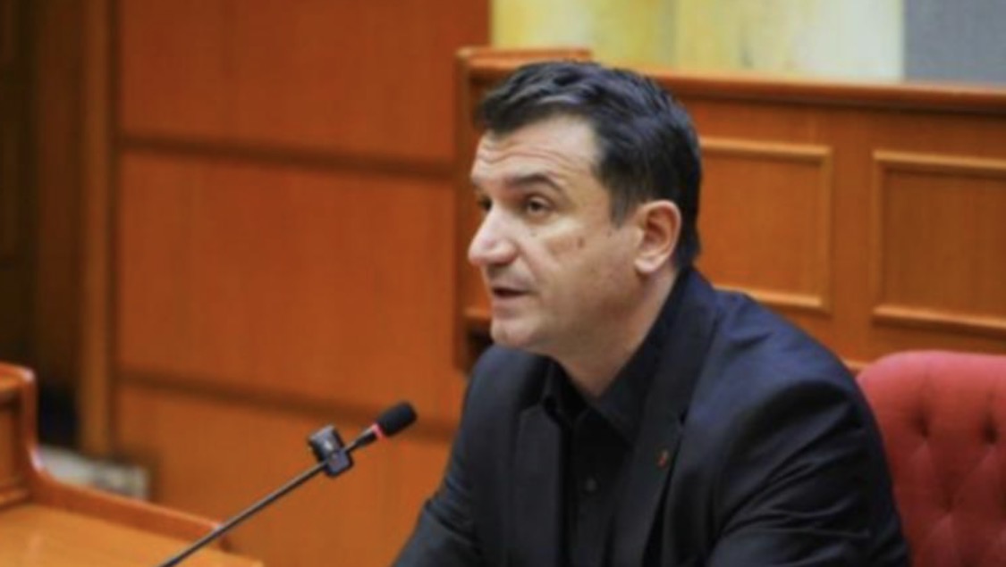 Shkarkimi i Veliajt, nga njoftimi i Ramës te Kushtetuesja! Kronologjia e ngjarjeve që çuan deri në seancën e sotme