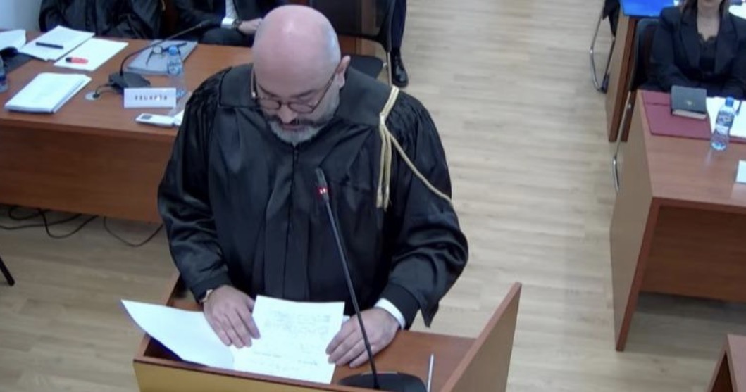 Mbrojtja e Veliajt lexon argumentet në Kushtetuese: Këshilli Bashkiak nuk veproi mbi baza ligjore, ishte i motivuar politikisht