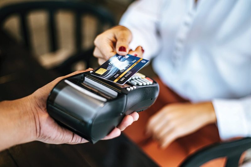 Kujdes nga pajisjet POS pirate! Ju grabisin nga kartat që mbani në xhep a çantë