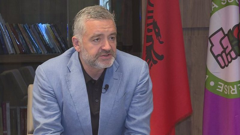 “9 nëntori është djegur” – Blendi Klosi zbulon kur do të zhvillohen zgjedhjet në Tiranë