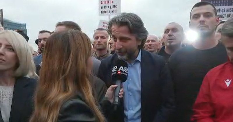 Zemrat e shqiptarisë në Tiranë në mbrojtje të UÇK” – Përparim Rama: Politika të bënte më shumë, është çështje kombëtare