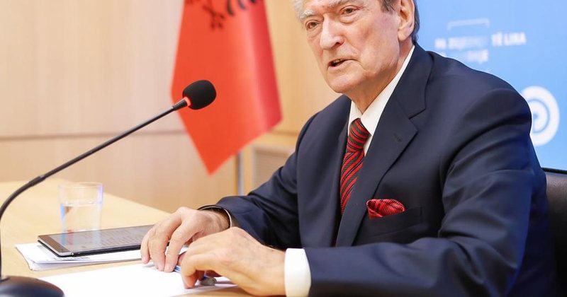Kreu i FRPD Besart Xhaferri:Berisha duhet të largohet nga drejtimi i PD nëse nuk zbaton kauzat që ka premtuar.