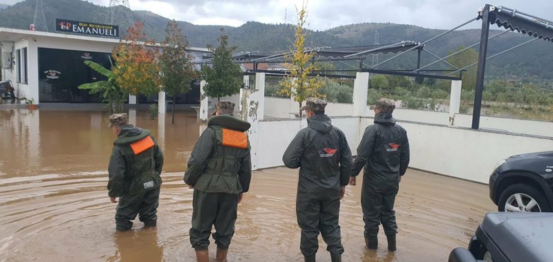 Reshjet e dendura në vend – Ministria e Mbrojtjes: Qarku i Shkodrës më i prekuri, ulet intensiteti i ujit në Vaun e Dejës