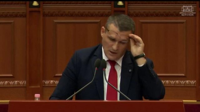 “Po na la Zoti jetë, do vijoj të jem prokuror”, Dumani: Por nuk do të rikandidoj nëse politika…
