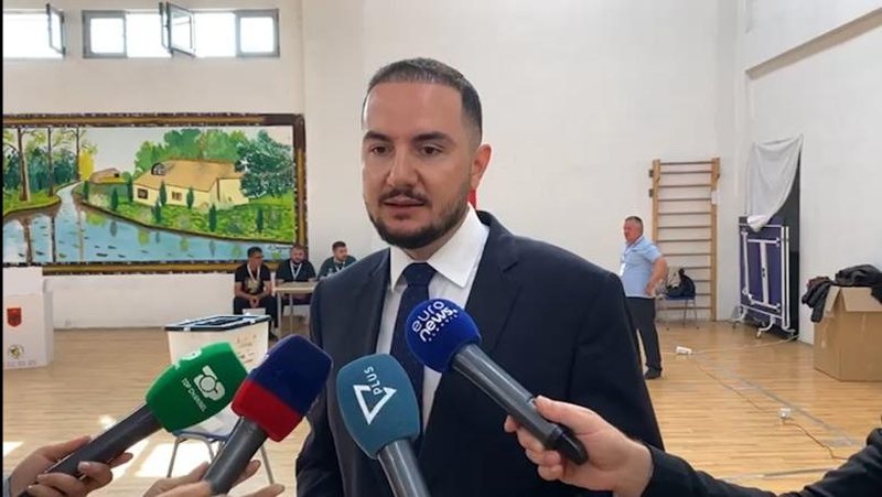 Salianji, ngushëllim për Fatos Nanon: Krijoi një parti moderne të majtë, lejoi garën dhe lirinë e mendimit brenda saj