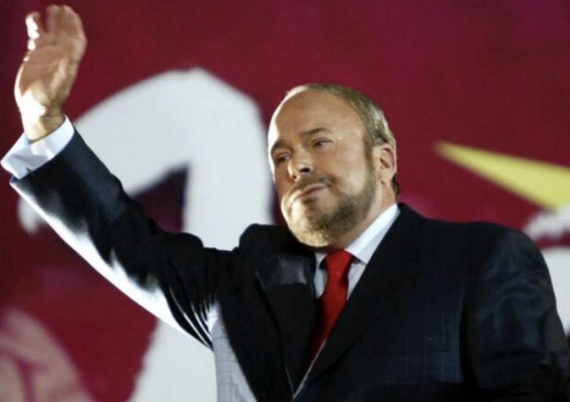 Homazhet për Fatos Nanon/ Bashkëshortja fjalim lamtumire, ceremonia e varrimit në Sharrë