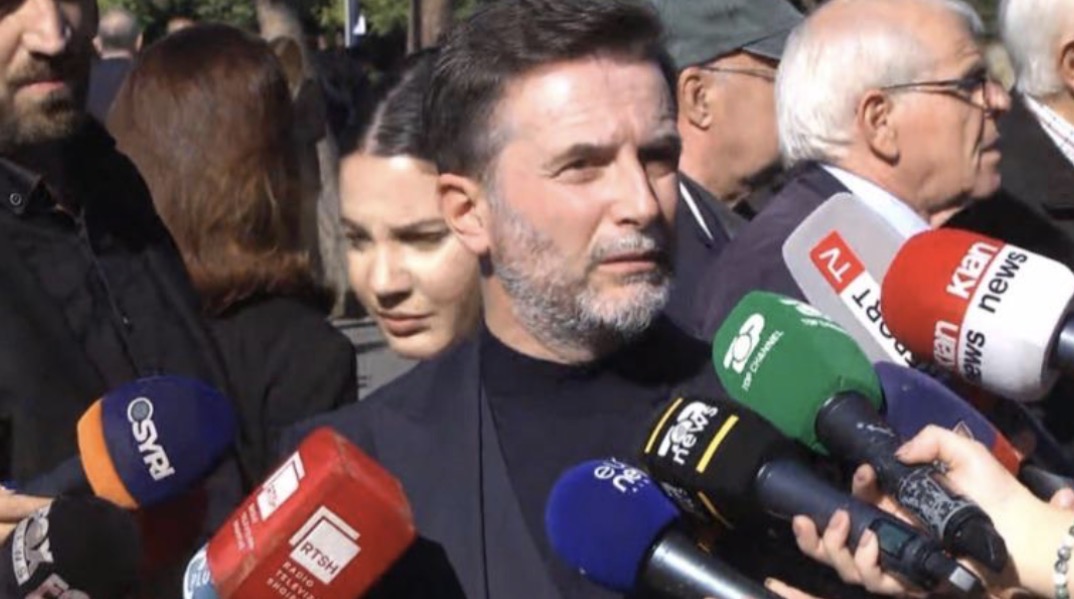 Braçe homazhe për Fatos Nanon: Na dha të gjithëve mundësinë të rriteshim dhe ta bënim PS-në më të mirë
