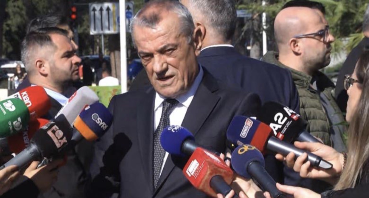 Gramoz Ruçi në homazhe: Fatos Nano vëllai im! I vetmi politikan që në demokraci është persekutuar 4 vjet