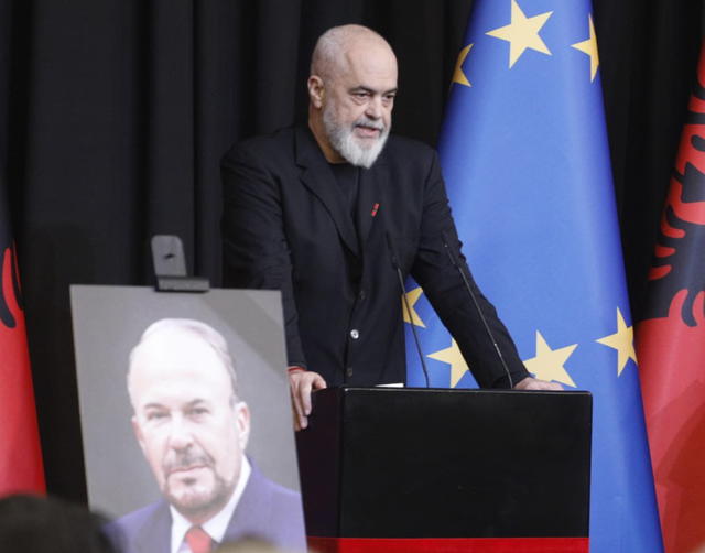 “Mos vdeksh kurrë Fatos Nano”, Rama në fjalën e lamtumirës: Bashkë ne ndamë, thyem dhe rindamë bukën
