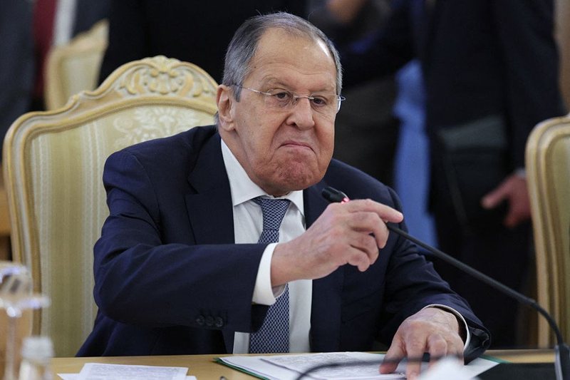 Putin “shkarkon” besnikun e tij më jetëgjatë, pas dështimit të takimit me Trump