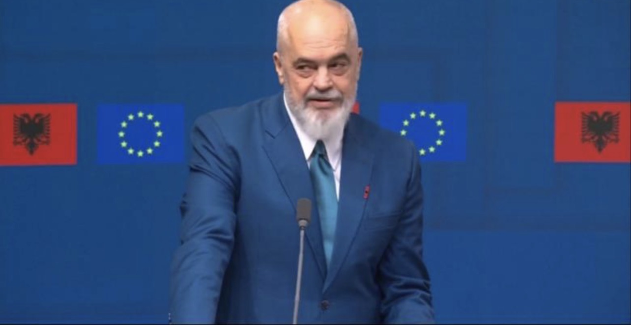 Rama batuta në Bruksel: Na merrni në BE ose do ju përndjekim deri në fund! Jemi besnik të perandorive, por kësaj radhe me zgjedhje