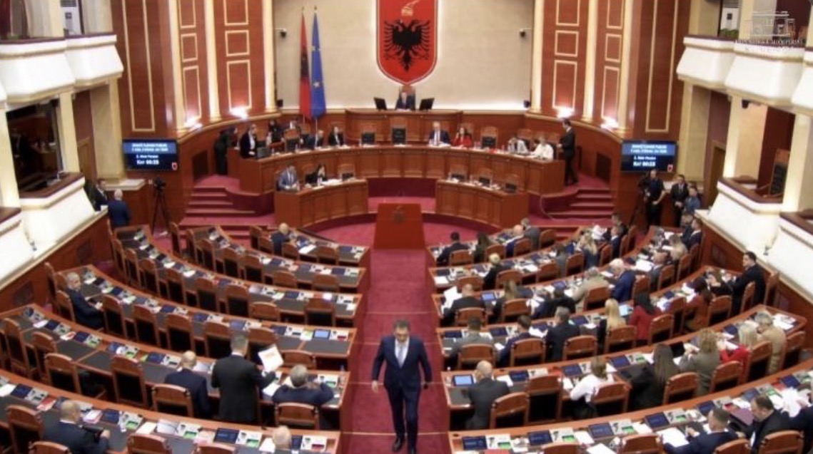 Kuvendi sot seancë maratonë, shqyrtohet në parim projektbuxheti i vitit 2026 dhe paketa fiskale