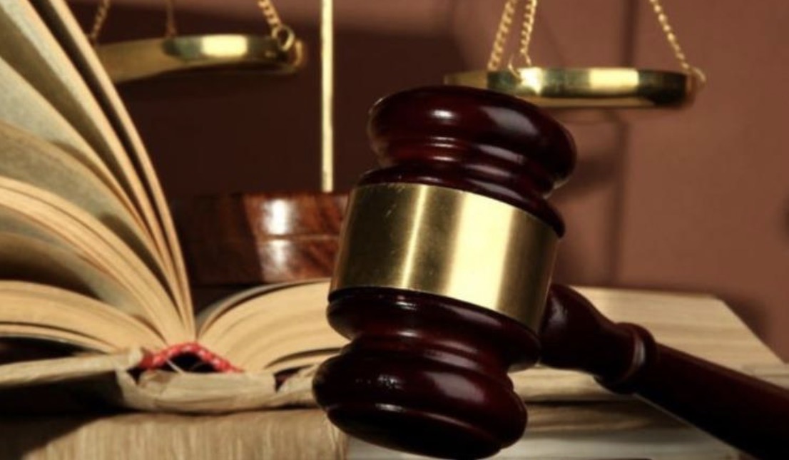 Neni 14, neni që vë gjyqtarët e posaçëm nën varësinë e SPAK