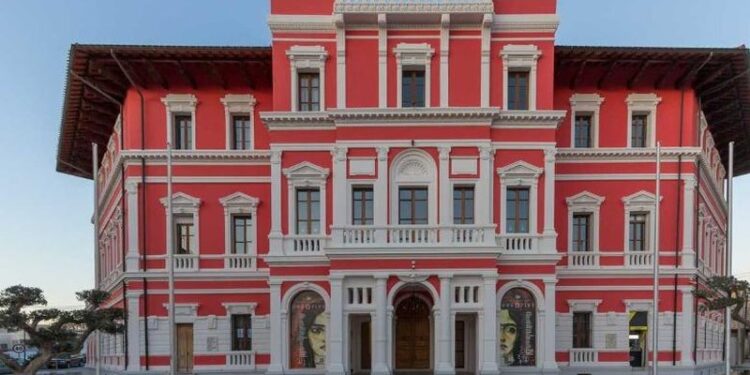 Nisin ‘riformatimet’ brenda Bashkisë Vlorë pas zgjedhjes së Brunilda Mersinit si kryetare
