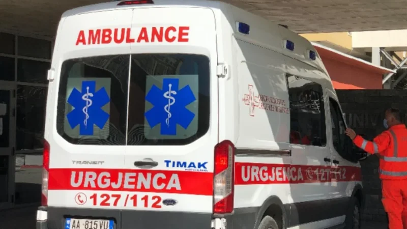 Humbi ndjenjat gjatë punës në fabrikë, ndërron jetë 21-vjeçari në Tiranë