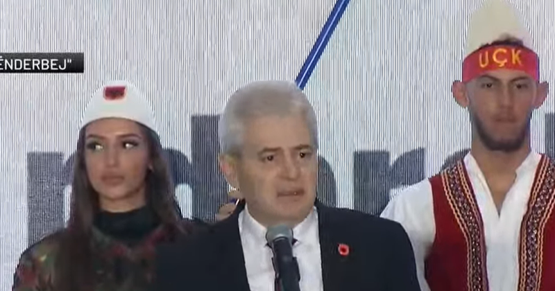 Protesta në Strasburg për ish-krerët e UÇK, reagon Ali Ahmeti: Po gjykohen mbi shpifjet e Serbisë