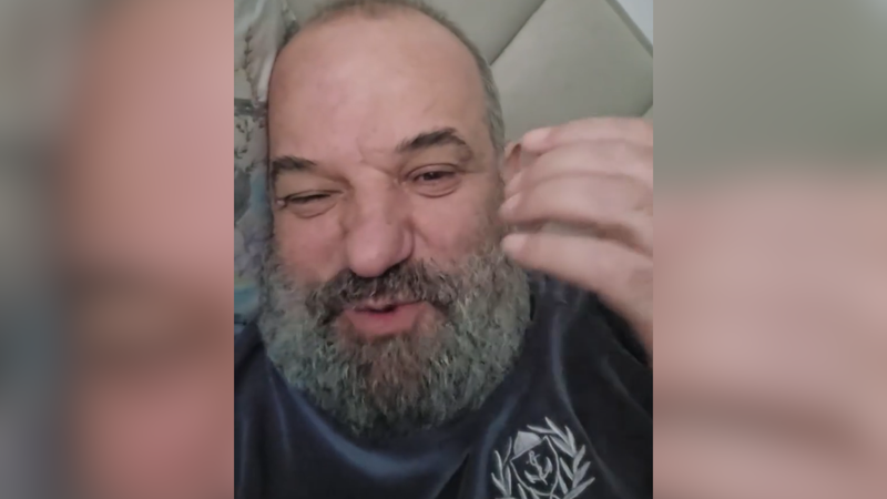 Trashini zërin dhe hyni në grevë urie/ Militanti i Berishës kundër deputetëve të PD-së: Po pse b.thën i ktheni Ramës? (VIDEO)
