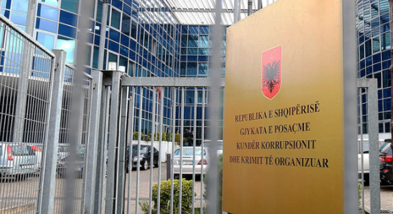 U morën të pandehur për tunelin e Llogarasë, GJKKO cakton “arrest shtëpie” për kreun e ARRSH, Gentian Gjyli dhe Erald Elezin