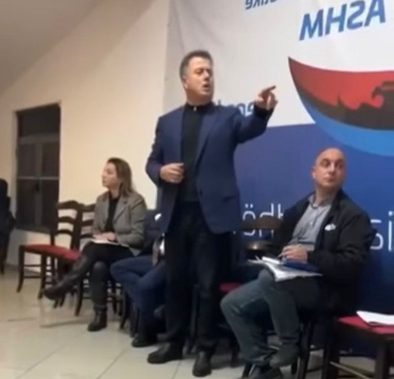 VIDEO/ Kamëz, demokratët sherr me Flamur Nokën: I kërkojnë llogari për katandisjen e PD-së