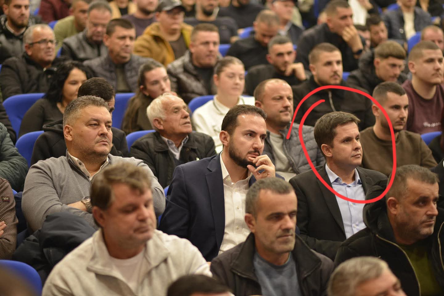 Pazari / Berisha blen 2 mbështetësit e Salianjit, Alimehmetin dhe Aulon Kalanë, njërit i premton se do t’a kandidojë në Tiranë, tjetrin në Krujë