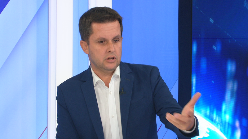 Alimehmeti: Qeveria nuk bie me një protestë, ndryshimi kërkon kohë