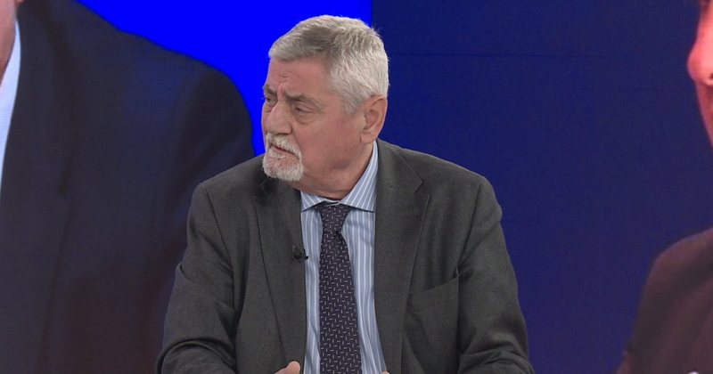 “PD si fotografi mature”- Dash Shehi: Aty sheh figurat që kanë qenë para 35 viteve