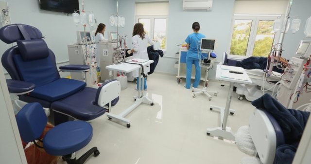 Raporti i KLSH / Shkeljet e rënda në koncesionin e hemodializës, vonesa, kosto të fryra, sorollatje dhe pagesa të dyfishta nga pacientët