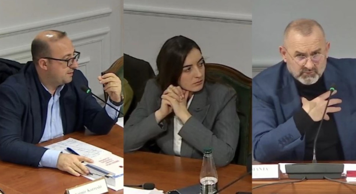 “Duhet të kalosh testin neuro-psikiatrik”/ Çaushi përplasje me Korreshin, Manja i tërheq vëmendjen disa herë deputetes: Të bëhemi pak seriozë
